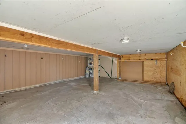 $660,000 | 11902 West 131st Terrace, Overland Park, KS 66213