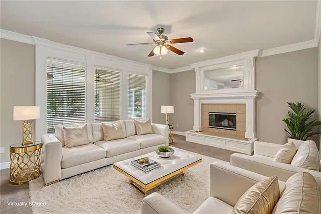 $660,000 | 11902 West 131st Terrace, Overland Park, KS 66213