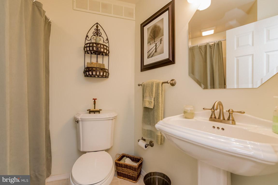 6918 Parchment Rise Columbia, MD 21044 - Photo 22 of 30 Lower Level Full Bath