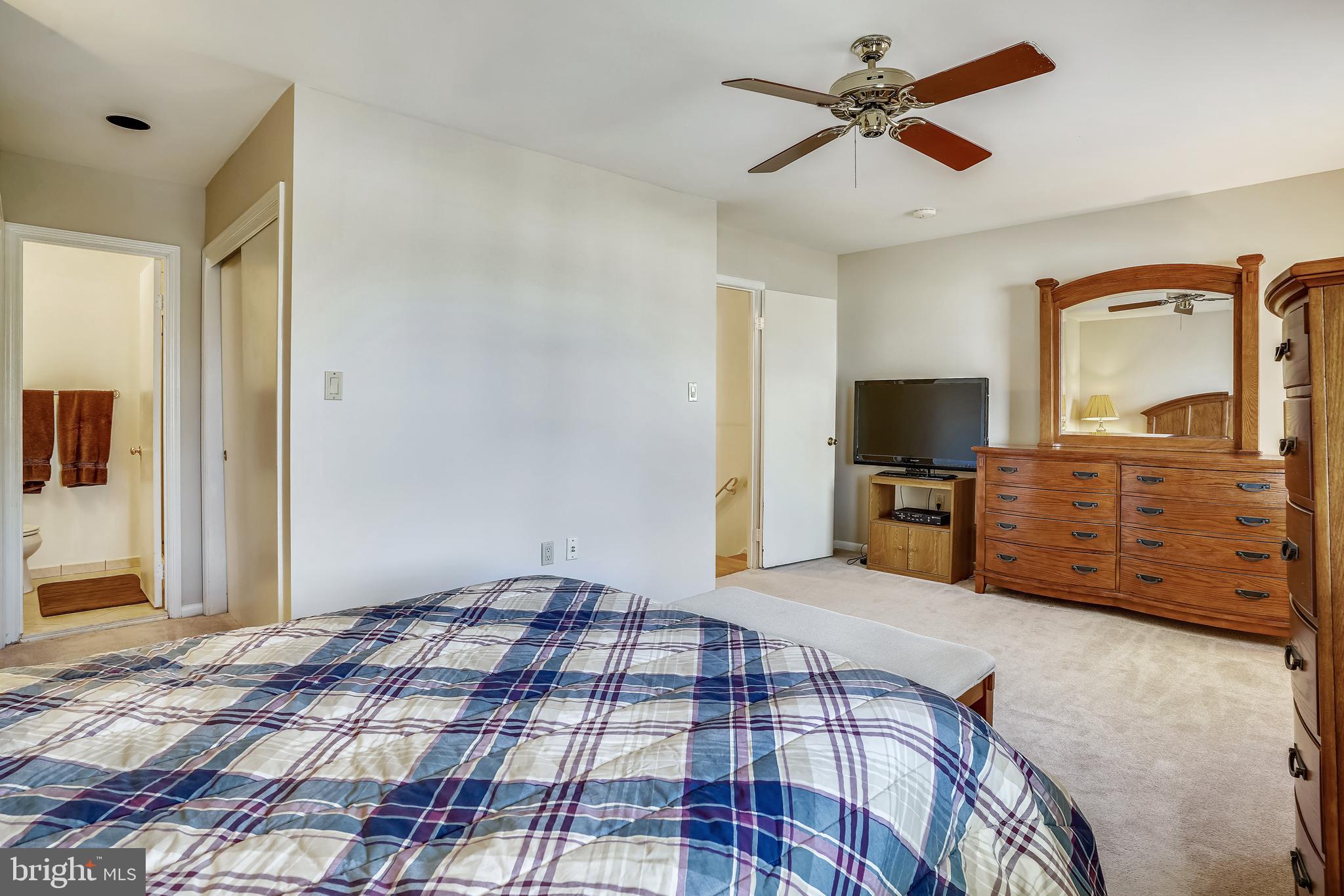 7239 Reservoir Road Springfield, VA 22150 - Photo 15 of 30