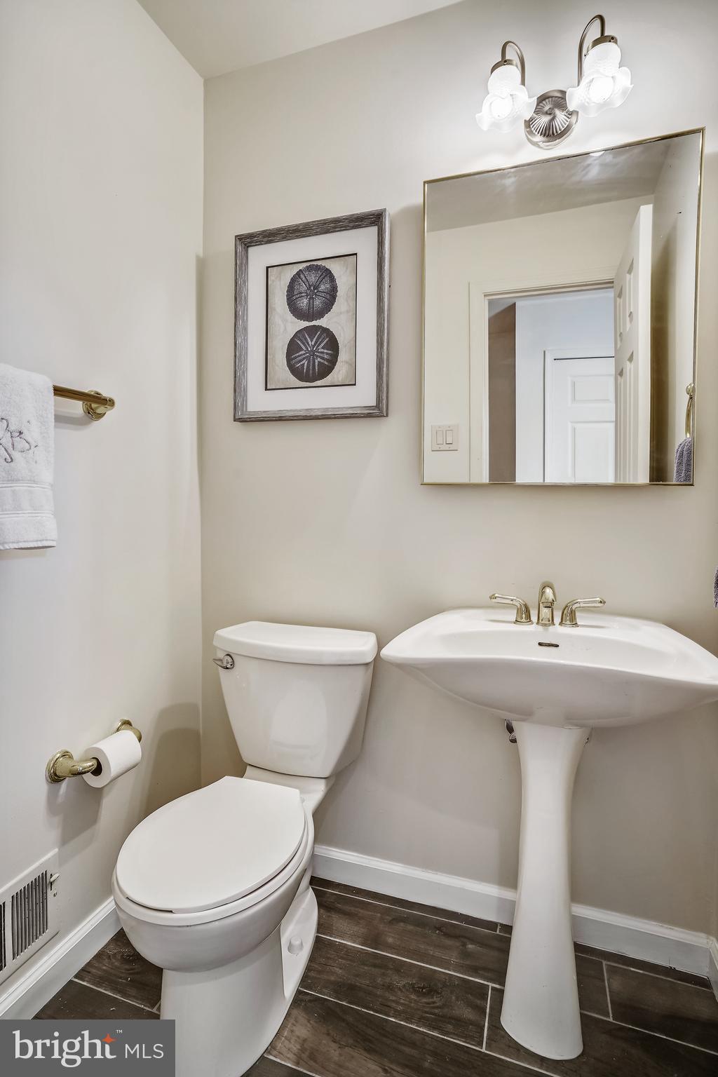 7239 Reservoir Road Springfield, VA 22150 - Photo 25 of 30