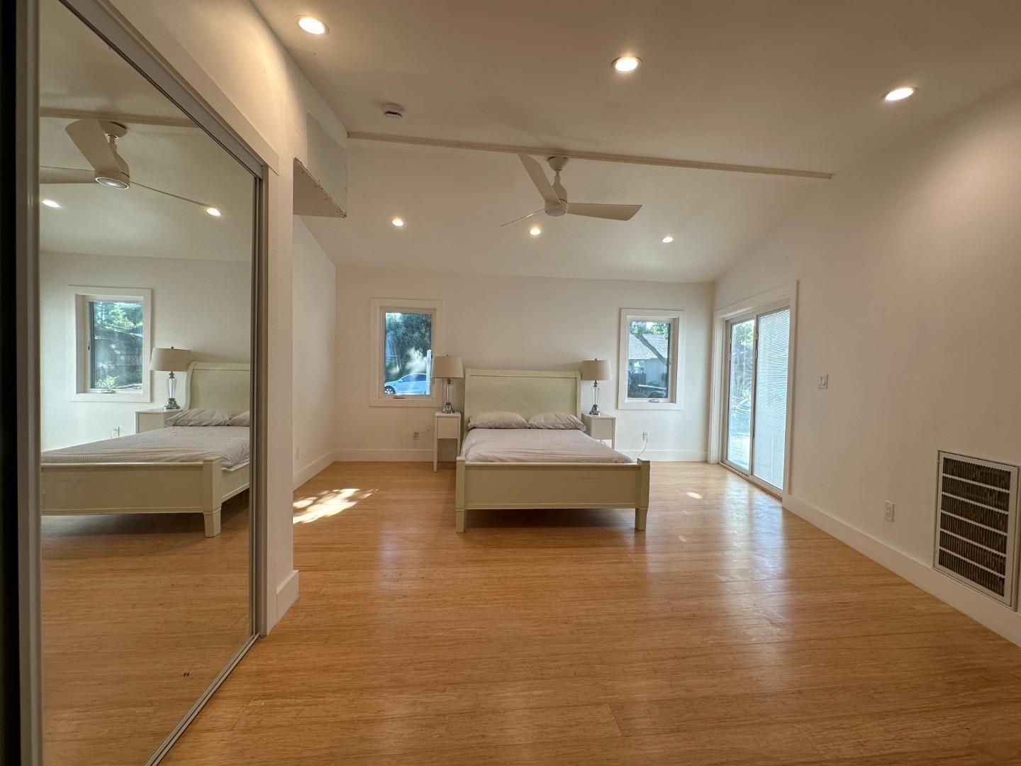 795 Greer Road Palo Alto, CA 94303 - Photo 8 of 38