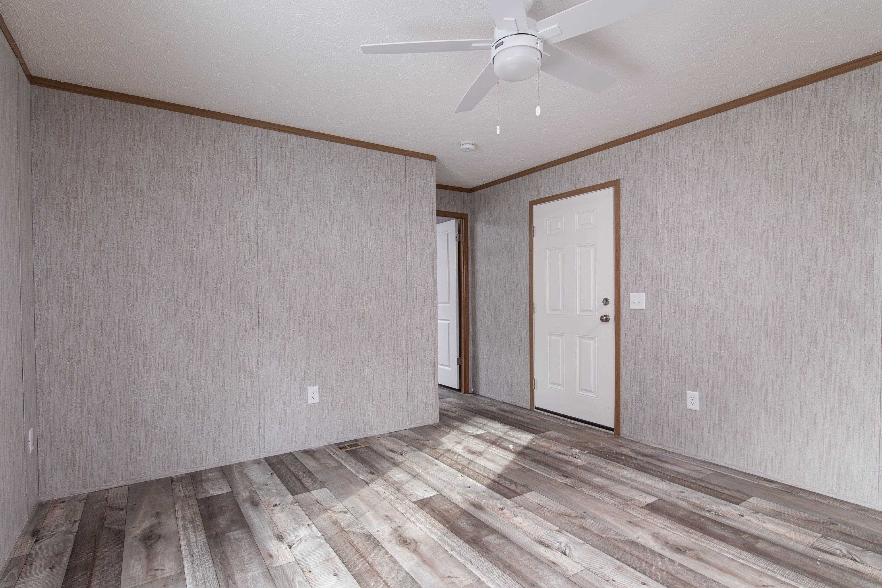 139 Oak Street St. Johnsbury, VT 05819 - Photo 14 of 21