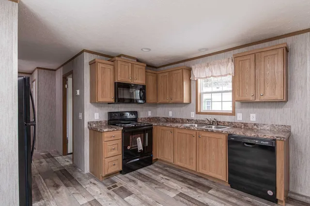 $89,831 | 139 Oak Street, St. Johnsbury, VT 05819