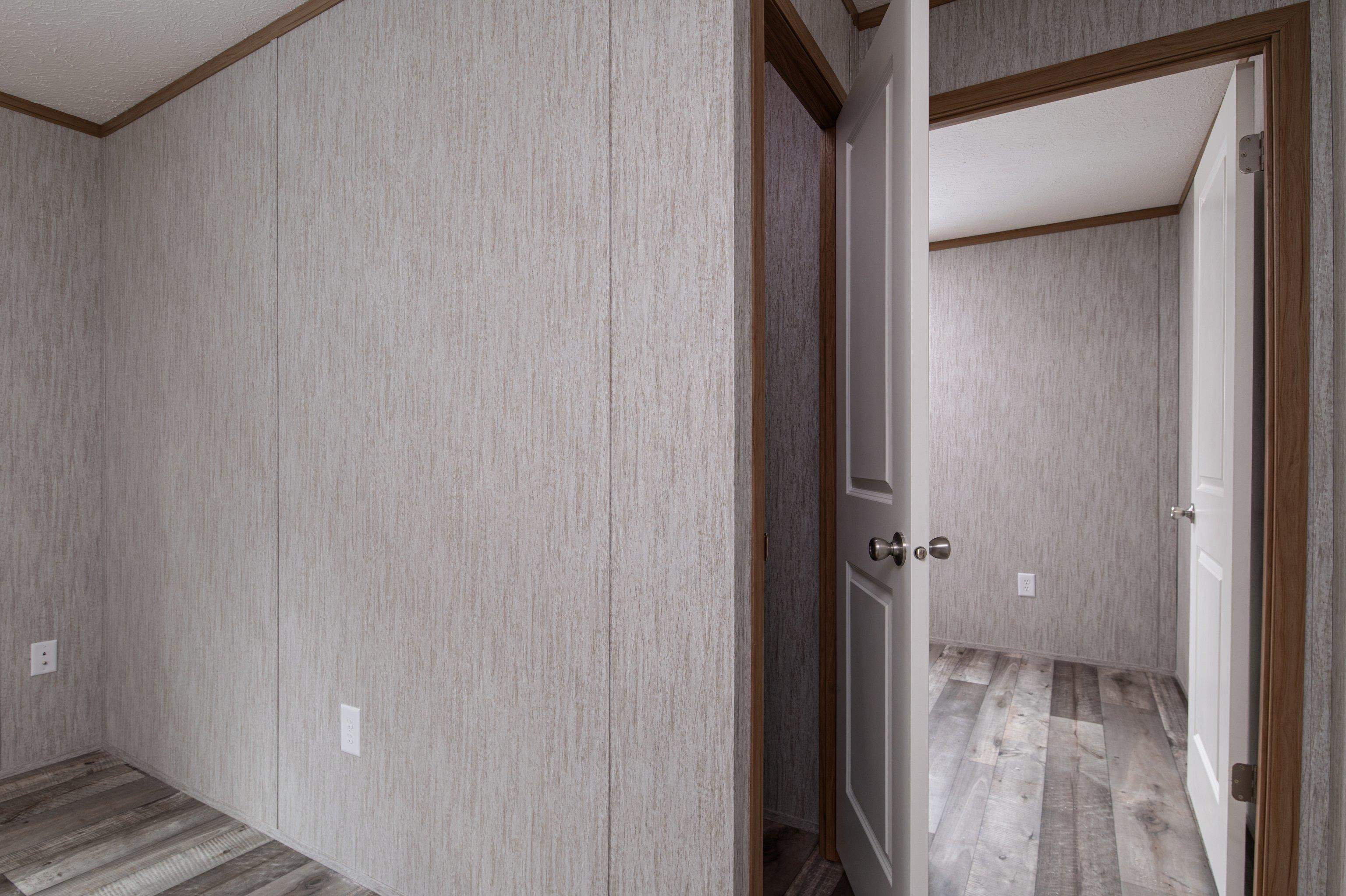 139 Oak Street St. Johnsbury, VT 05819 - Photo 19 of 21