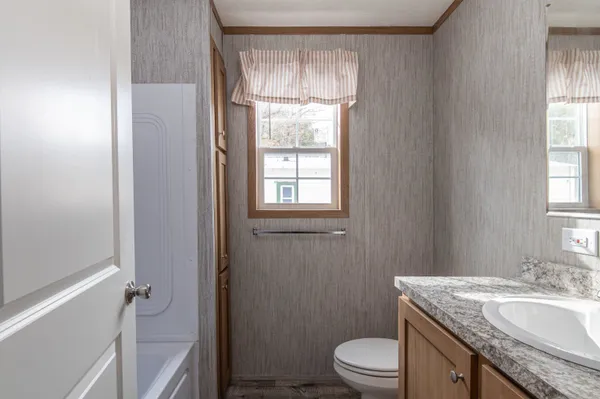 $89,831 | 139 Oak Street, St. Johnsbury, VT 05819