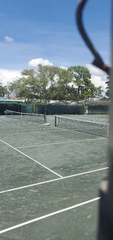 a view of a tennis court