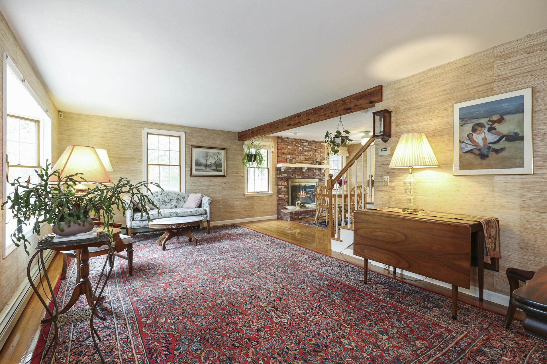 700 Governor Prence Road Eastham, MA 02642 - Photo 9 of 48 Livingroom