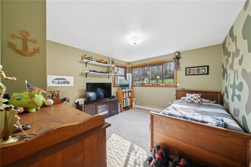 146 Jacobs Drive Boswell, PA 15531 - Photo 19 of 35 a living room with furniture and a fireplace