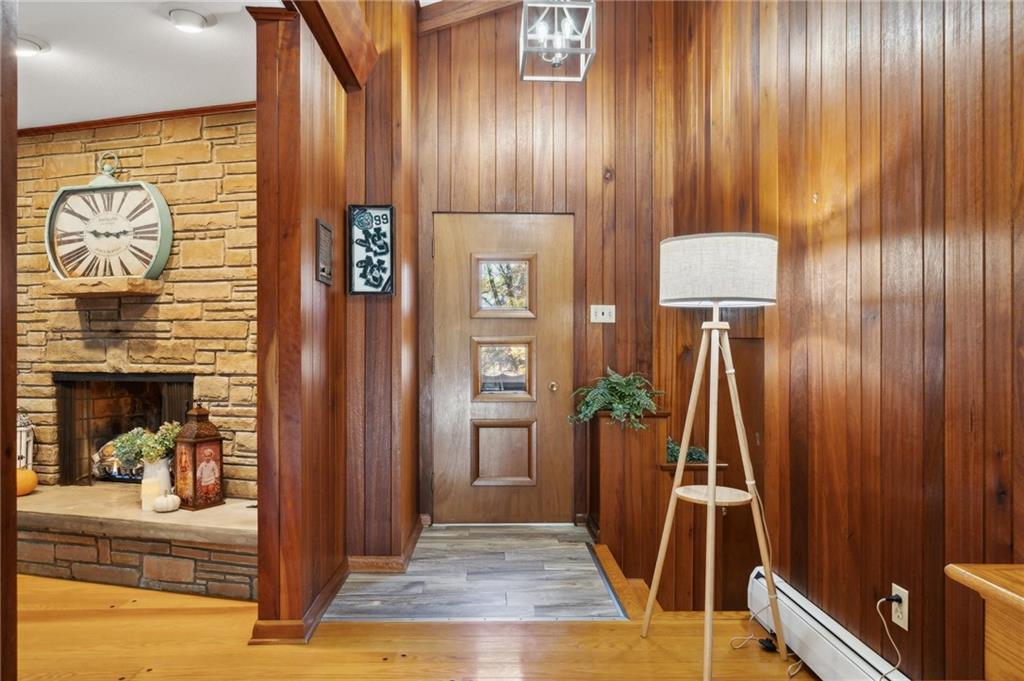 146 Jacobs Drive Boswell, PA 15531 - Photo 3 of 35 an entryway with a door