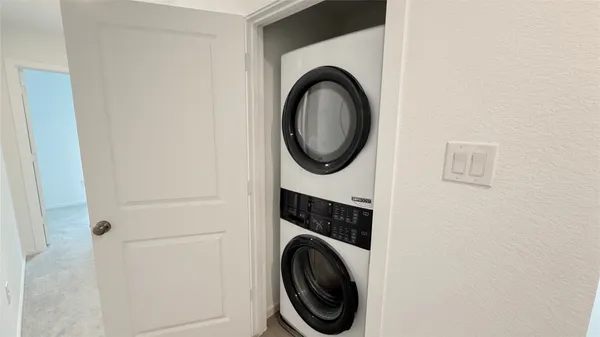 a close up view of a washer and dryer