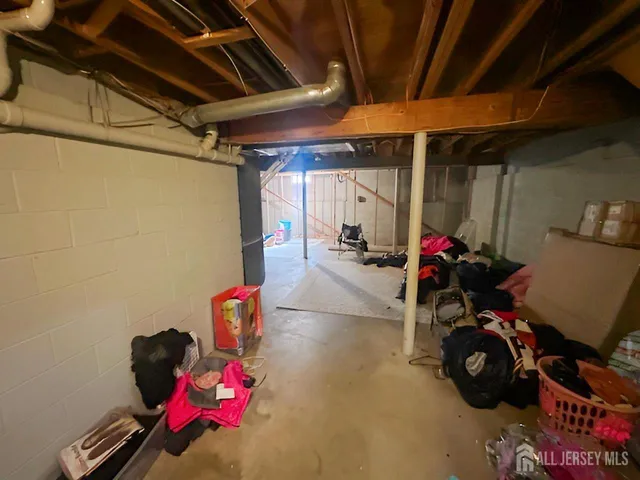 $389,900 | 18 Pioneer Court, Ewing, NJ 08628