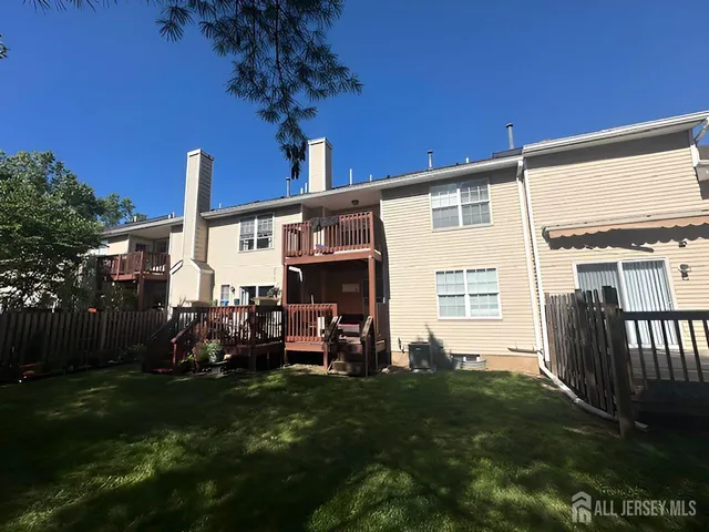 $389,900 | 18 Pioneer Court, Ewing, NJ 08628