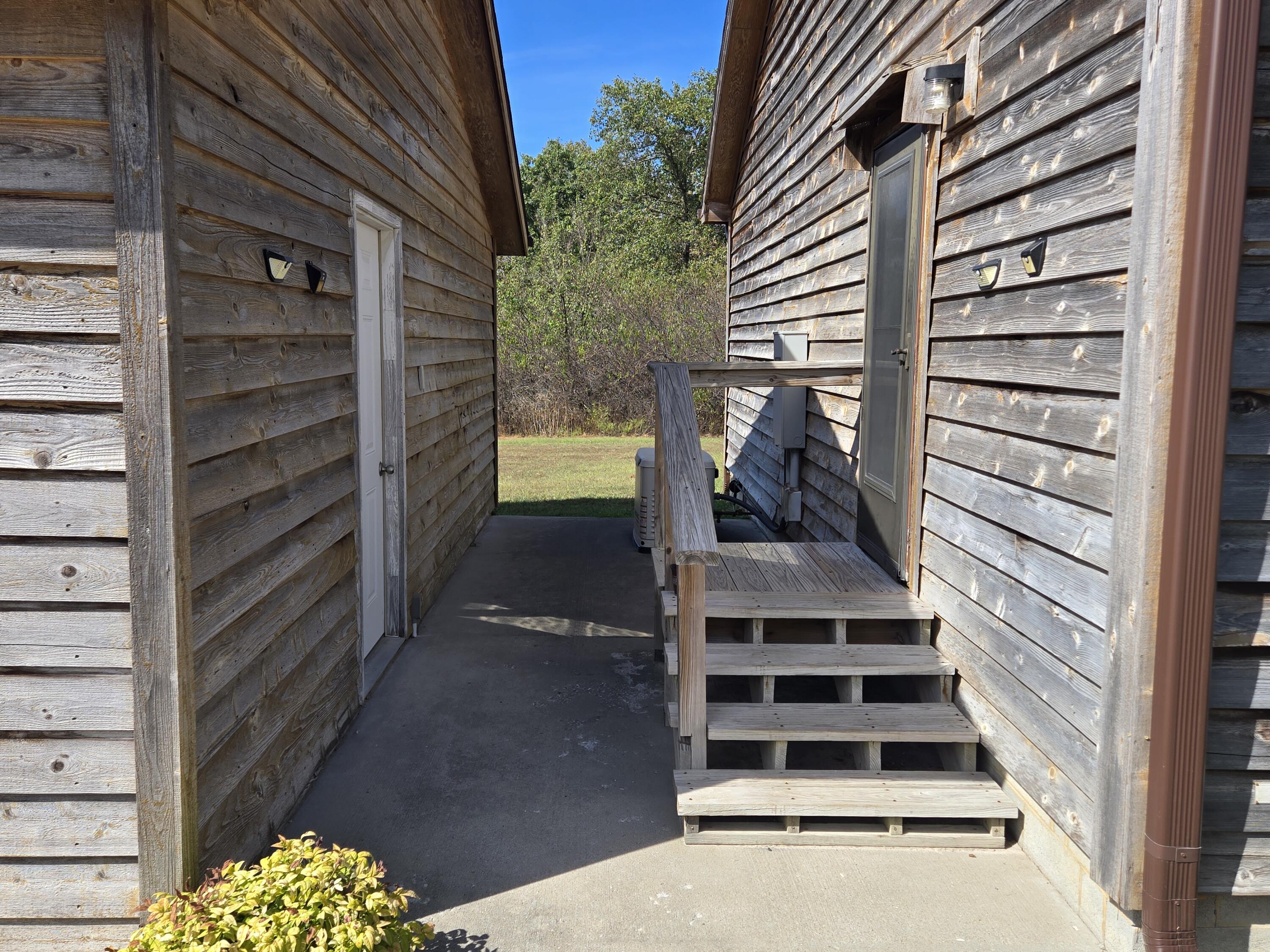 2283 East 360th Road Louisburg, MO 65685 - Photo 34 of 63 20260924_145226