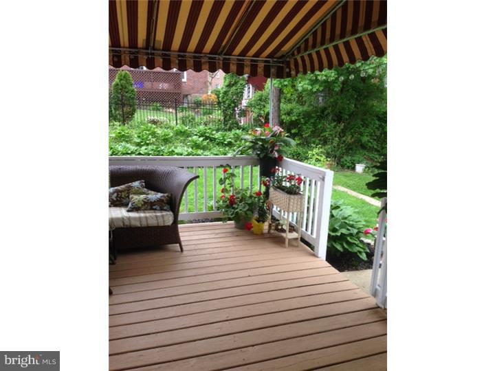 240 Flintlock Road Drexel Hill, PA 19026 - Photo 22 of 25 Deck