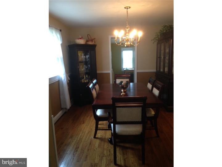 240 Flintlock Road Drexel Hill, PA 19026 - Photo 4 of 25 Dining Room