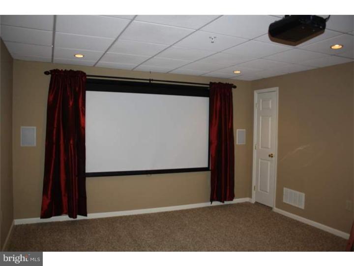 104 Statesman Road Chalfont, PA 18914 - Photo 6 of 17 Gallery Image 6