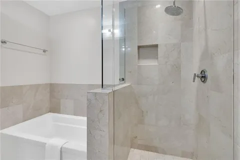 $425,000 | 220 Decatur Street, Unit 302, New Orleans, LA 70130