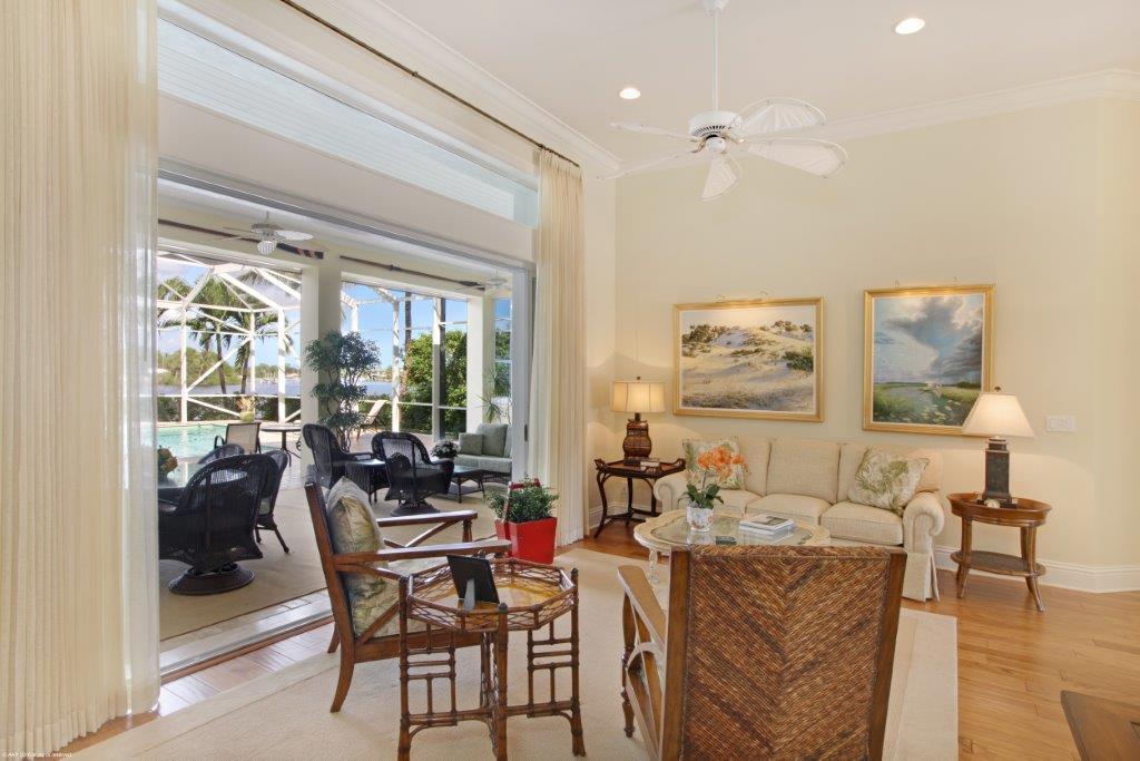 19279 West Riverside Drive Jupiter, FL 33469 - Photo 12 of 39 015 (3)