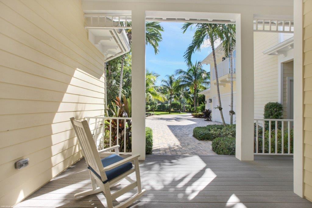 19279 West Riverside Drive Jupiter, FL 33469 - Photo 8 of 39 011 (3)
