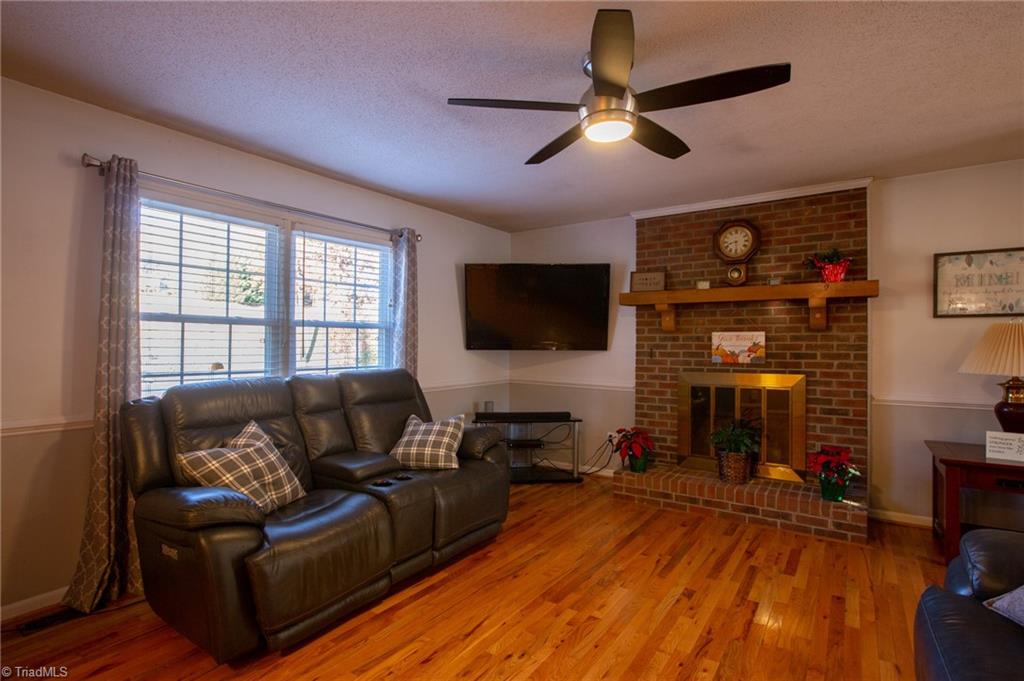 3094 Green Tree Road Thomasville, NC 27360 - Photo 8 of 32 Gallery Image 8