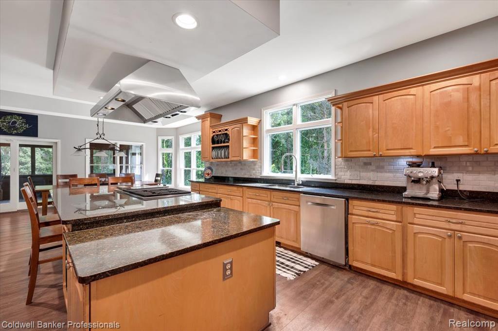 575 Lake George Road Oakland, MI 48363 - Photo 19 of 41 Gallery Image 19