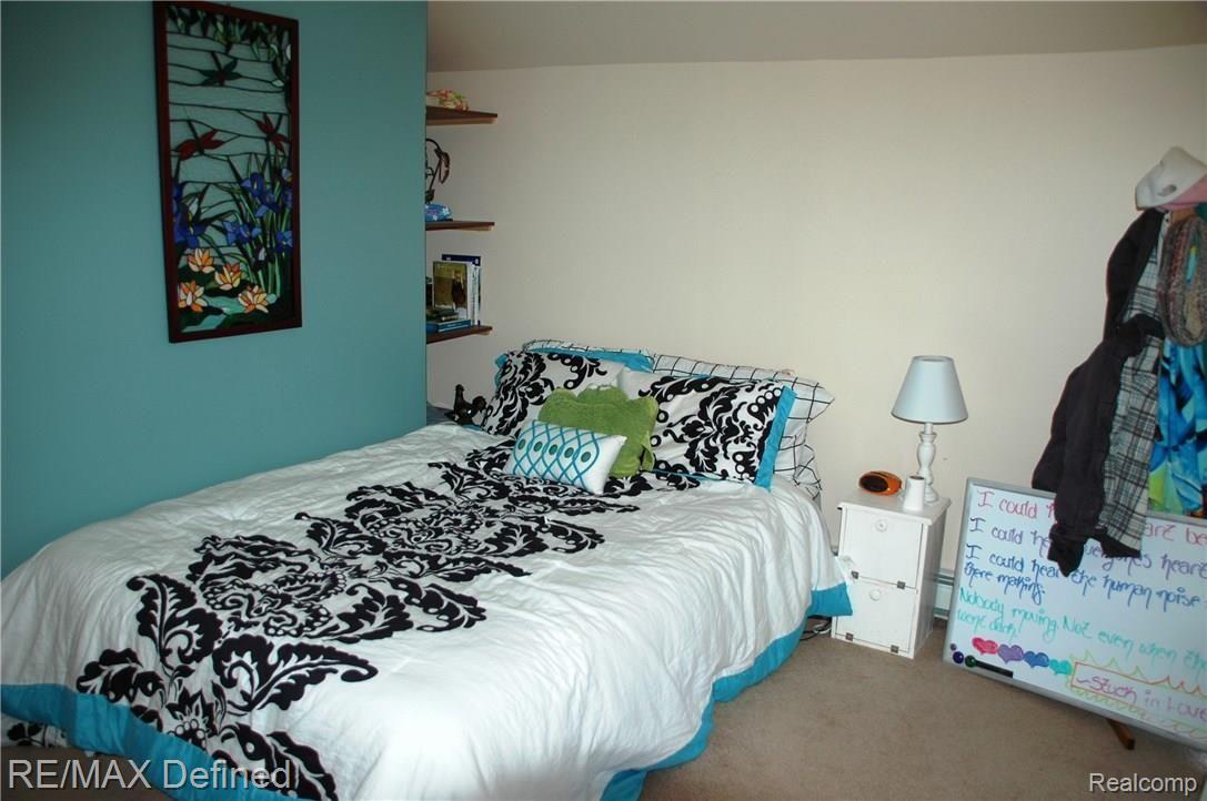 10190 Horton Road Goodrich, MI 48438 - Photo 20 of 34 6 mstr br d.JPG