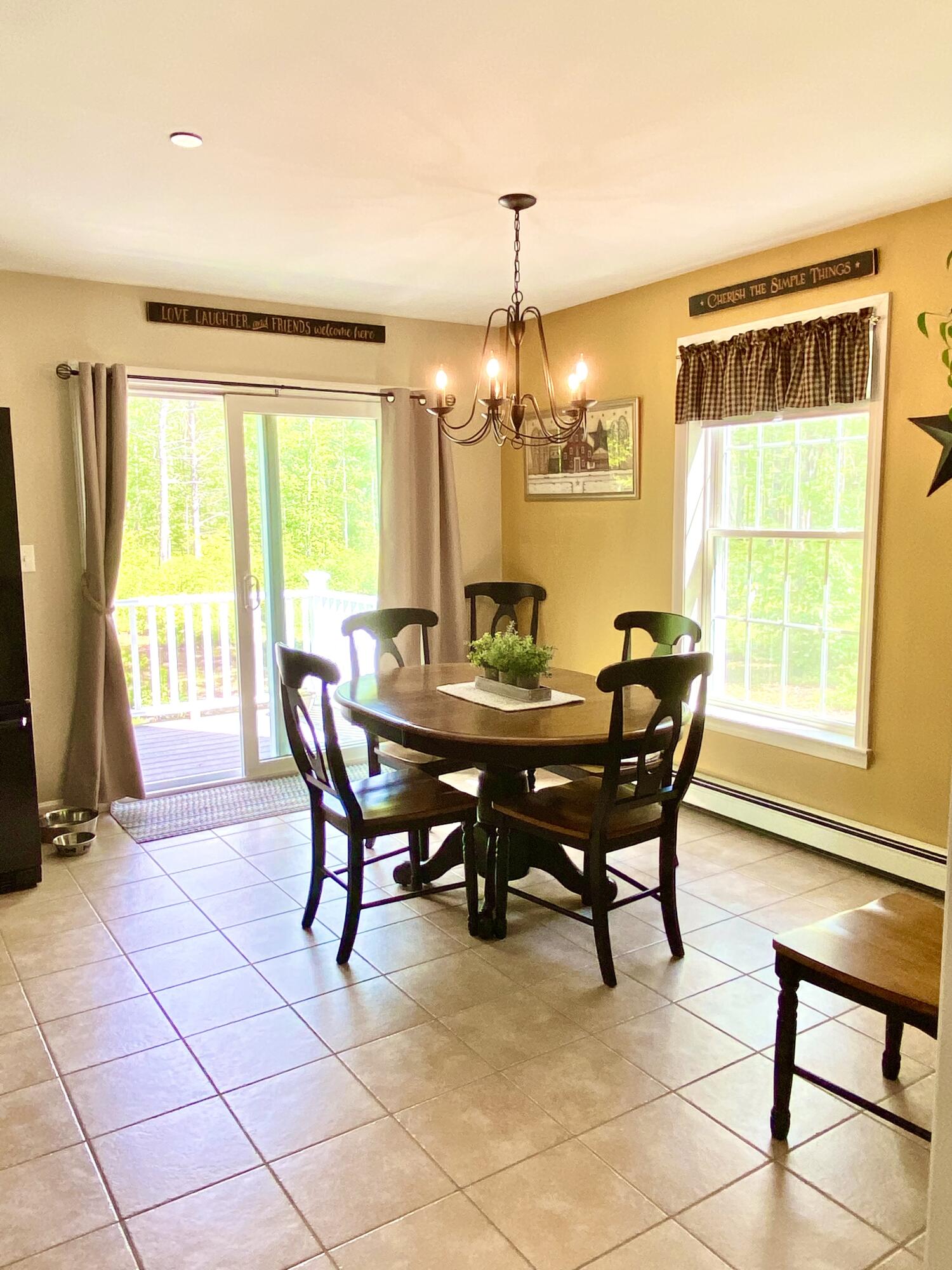 430 Sam Allen Road Sanford, ME 04073 - Photo 40 of 49 Dining area