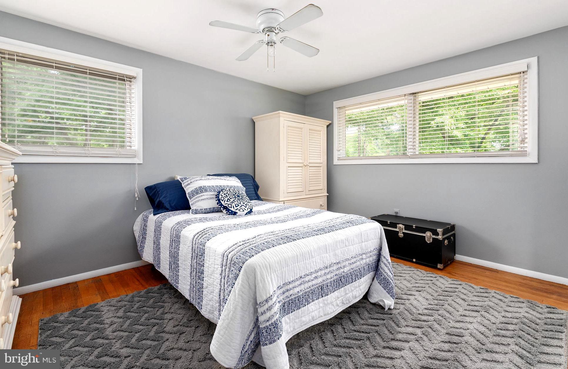 719 Pin Oak Road Severna Park, MD 21146 - Photo 26 of 39 2nd Bright 'n' Breezy Bedroom