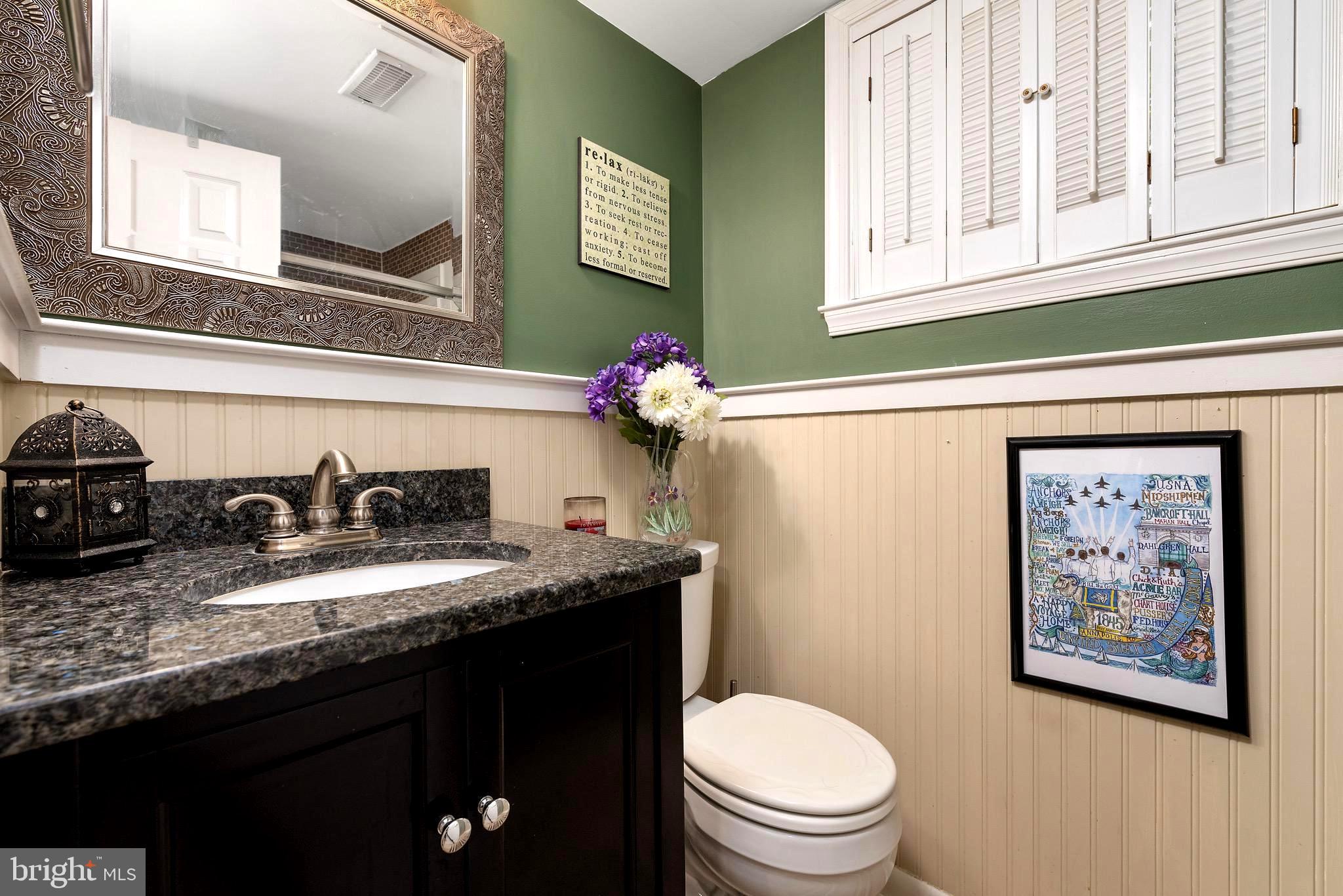 719 Pin Oak Road Severna Park, MD 21146 - Photo 30 of 39 Renovated / Wainscoted Hall Bath . Granite Vanity