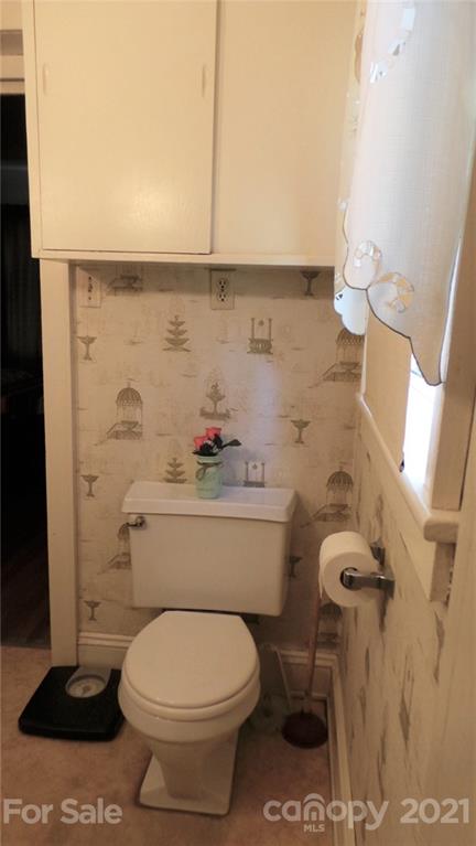 2476 Robinson Road Newton, NC 28658 - Photo 24 of 48 Gallery Image 24