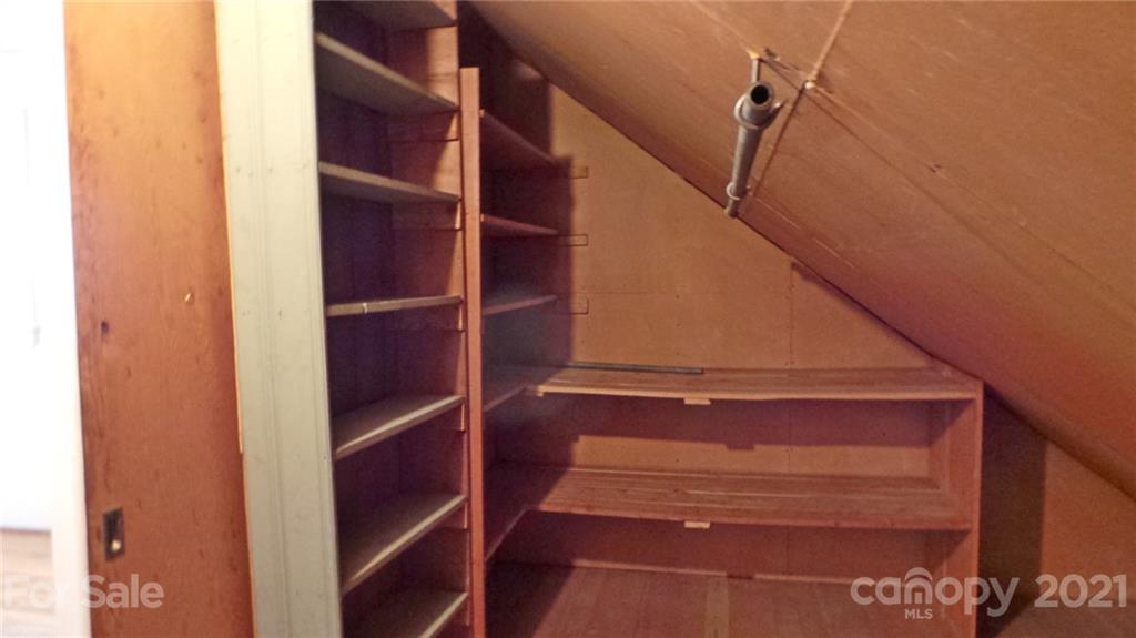 2476 Robinson Road Newton, NC 28658 - Photo 35 of 48 Gallery Image 35