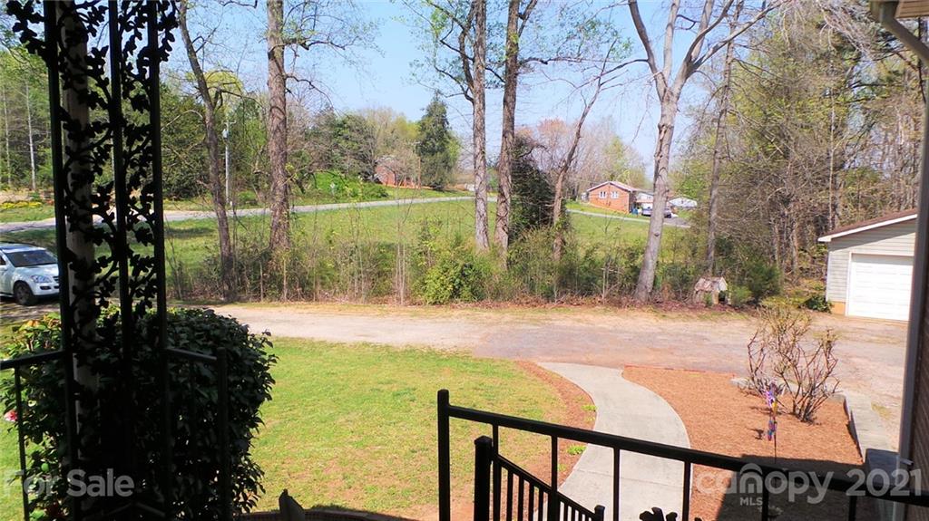 2476 Robinson Road Newton, NC 28658 - Photo 48 of 48 Gallery Image 48