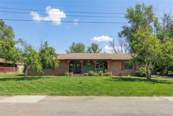 $250,000 | 1907 Sun Valley Road, St. Joseph, MO 64507