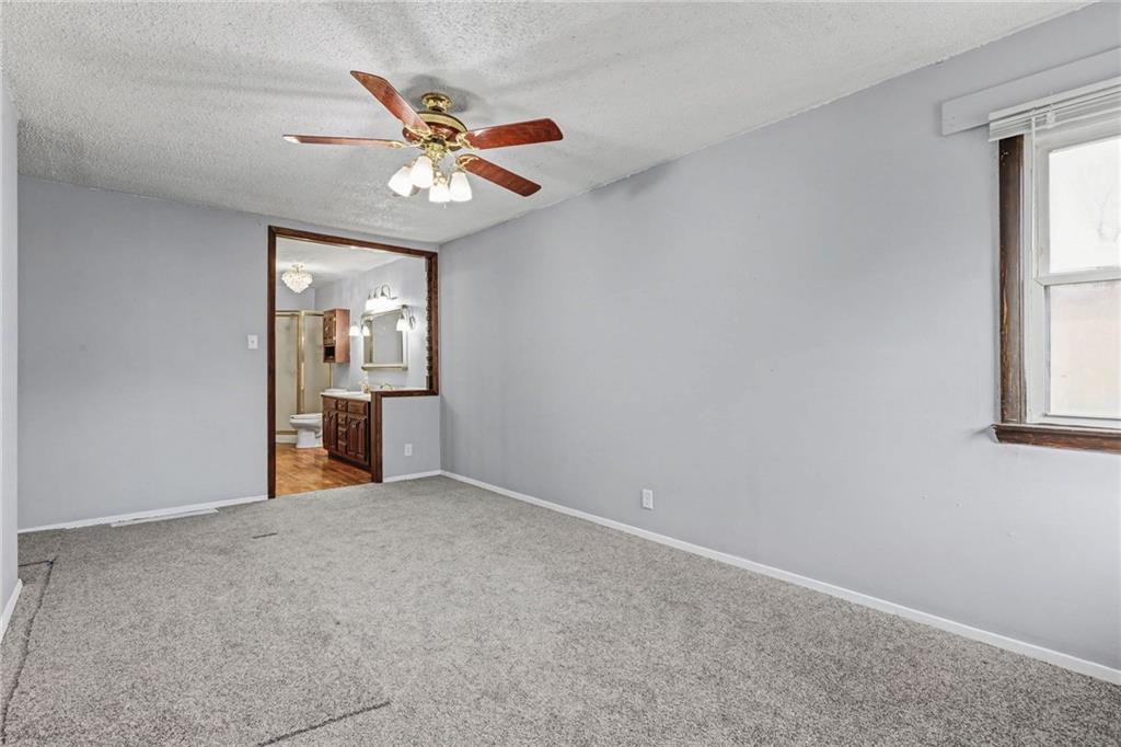 1907 Sun Valley Road St. Joseph, MO 64507 - Photo 12 of 30