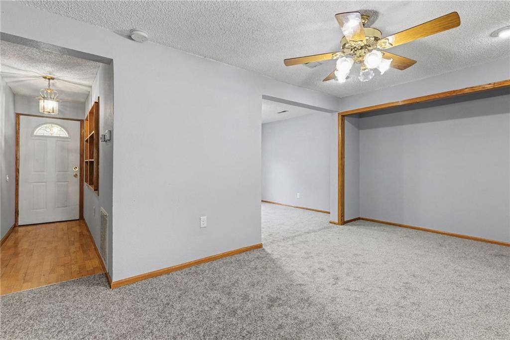 1907 Sun Valley Road St. Joseph, MO 64507 - Photo 17 of 30