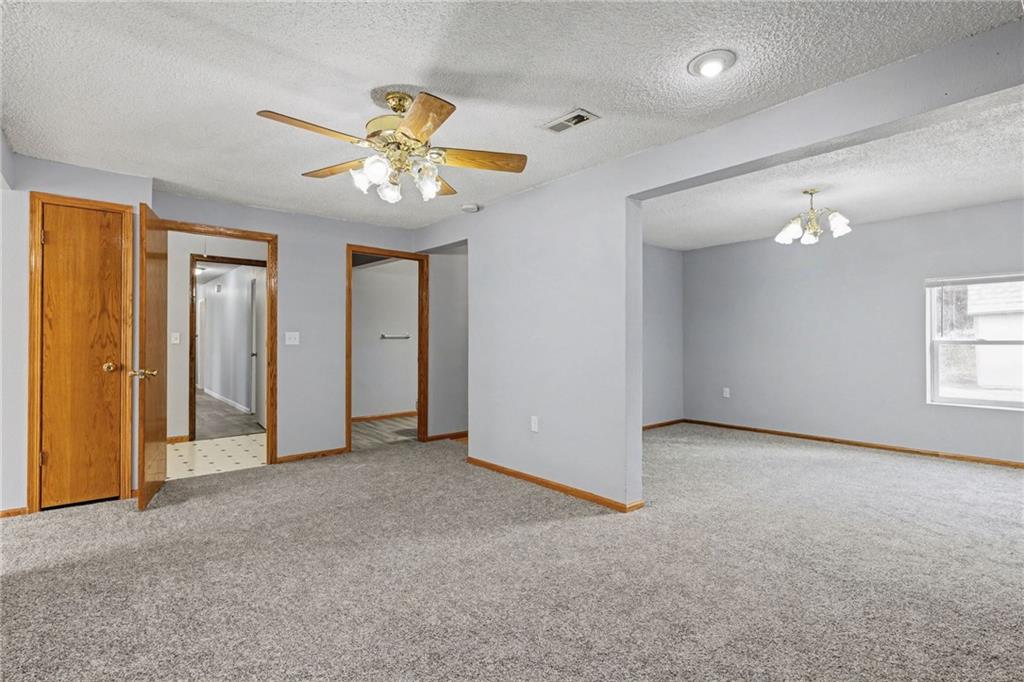 1907 Sun Valley Road St. Joseph, MO 64507 - Photo 18 of 30