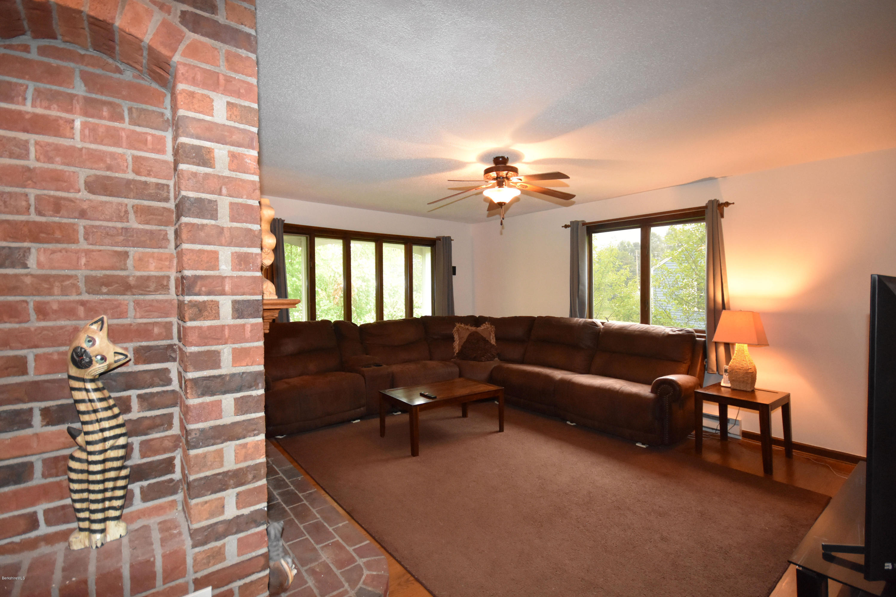 878 Holmes Road Pittsfield, MA 01201 - Photo 4 of 37 Den