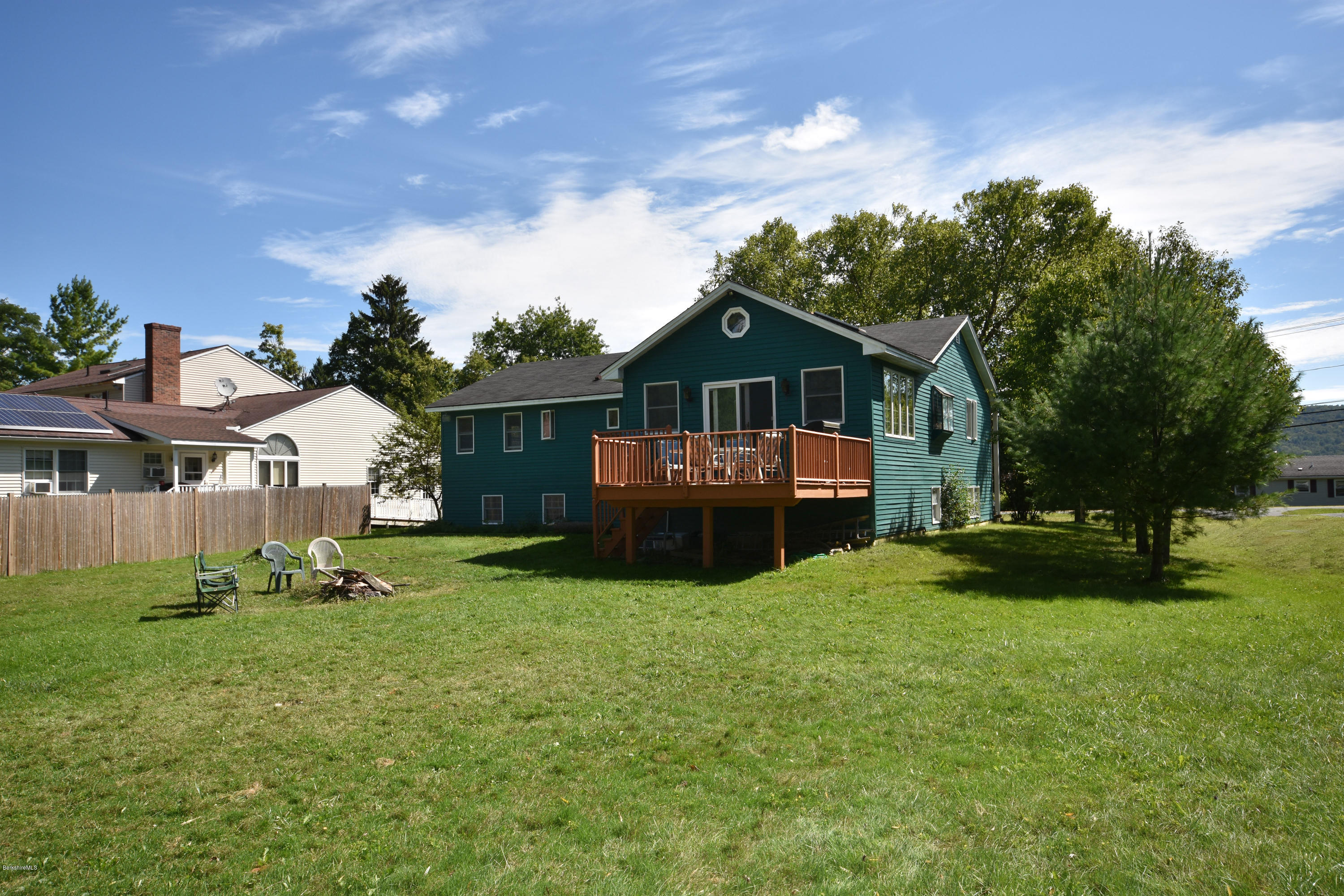 878 Holmes Road Pittsfield, MA 01201 - Photo 32 of 37 Exterior