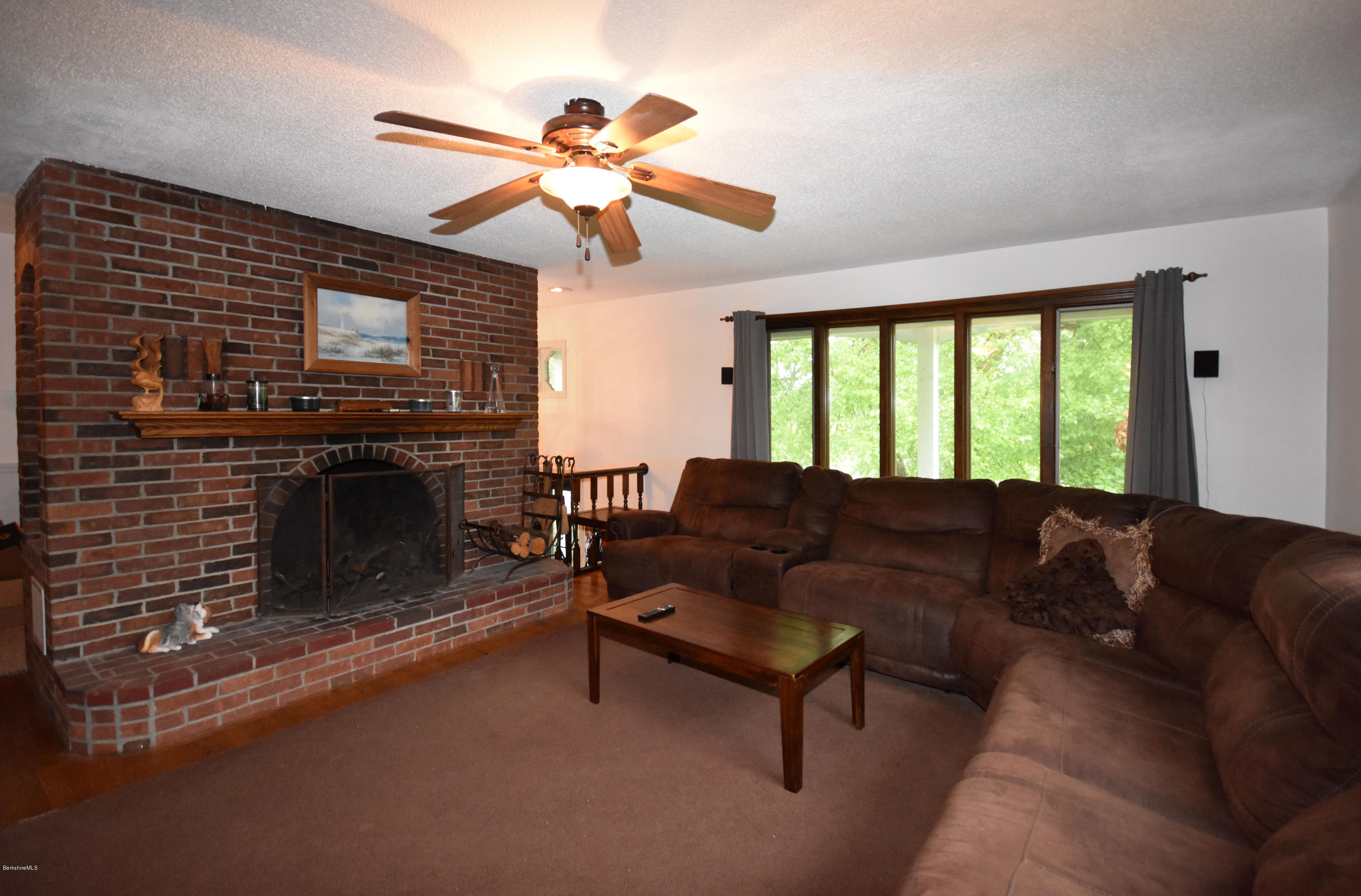 878 Holmes Road Pittsfield, MA 01201 - Photo 6 of 37 Den