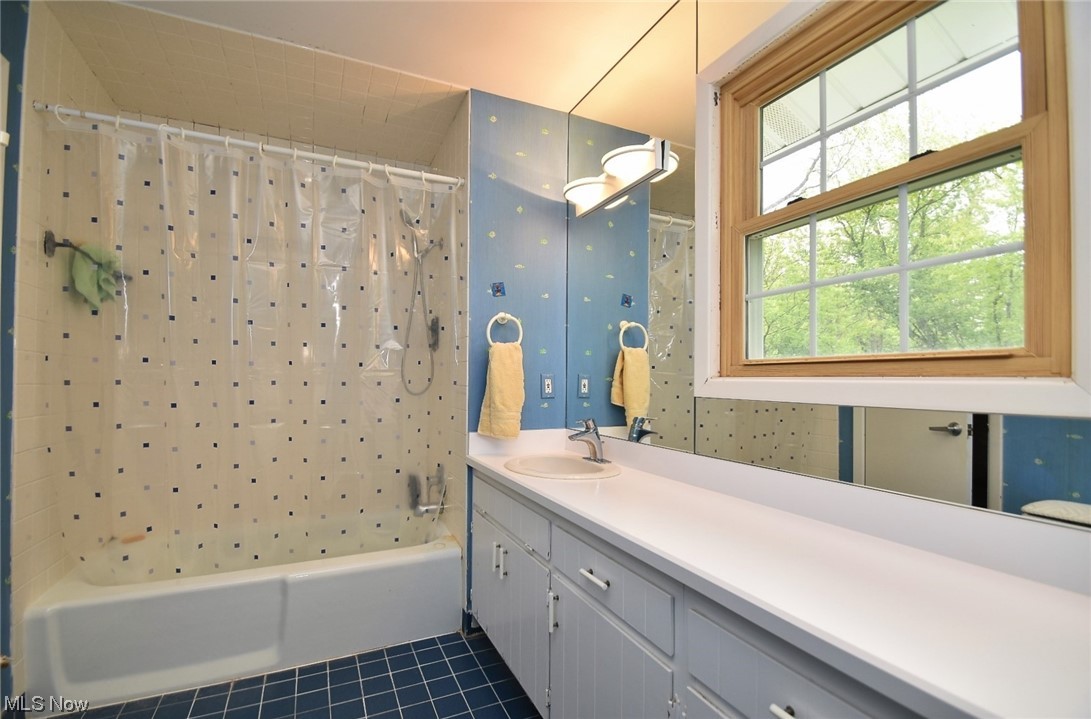29476 Bryce Road Cleveland, OH 44124 - Photo 23 of 29