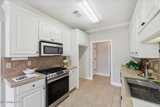 $315,000 | 215 Tucker Drive, Brandon, MS 39042