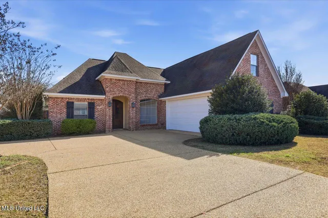 $315,000 | 215 Tucker Drive, Brandon, MS 39042