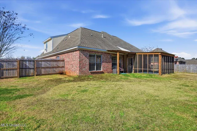 $315,000 | 215 Tucker Drive, Brandon, MS 39042