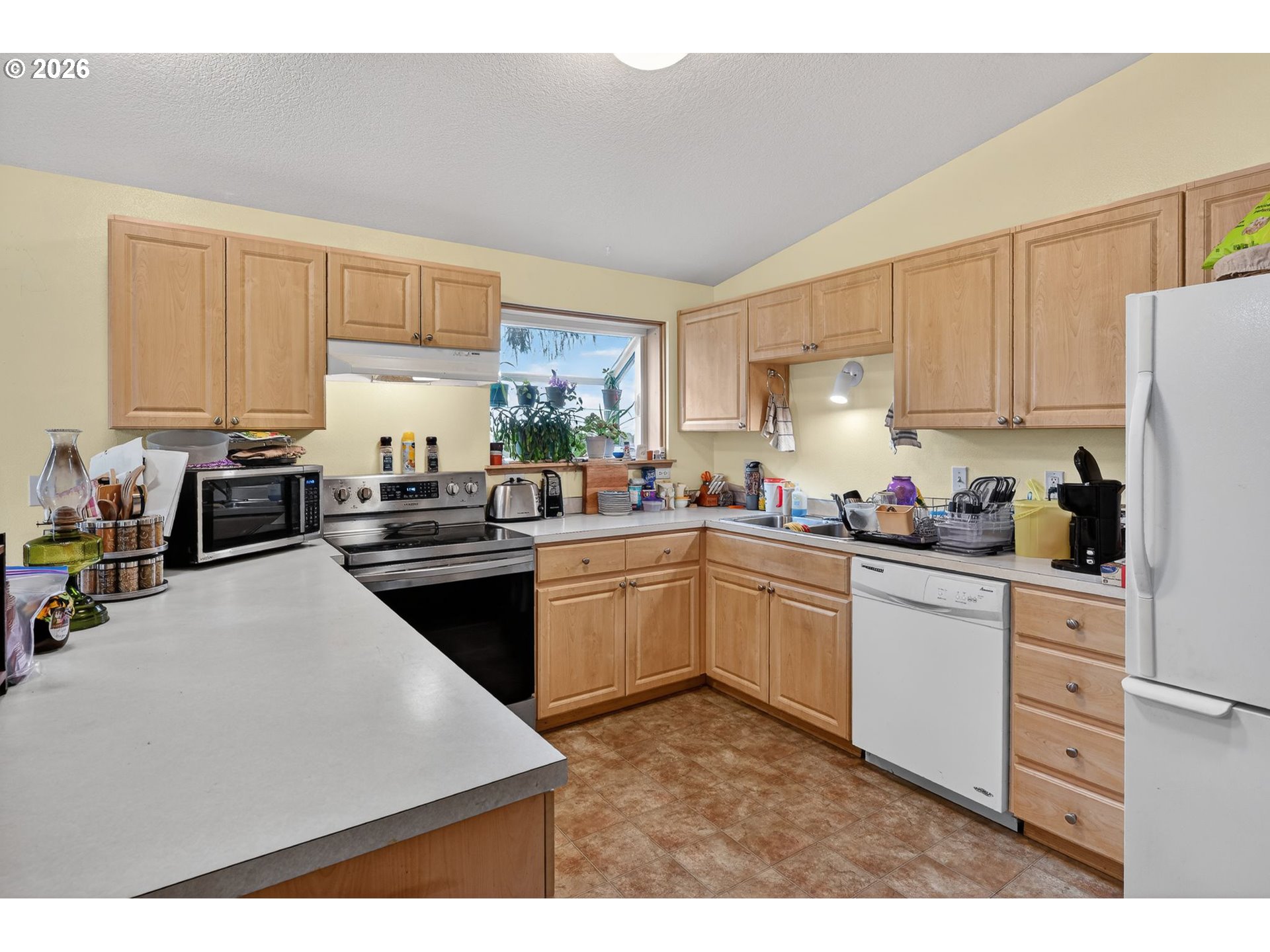 817 2nd Avenue Culver, OR 97734 - Photo 10 of 30