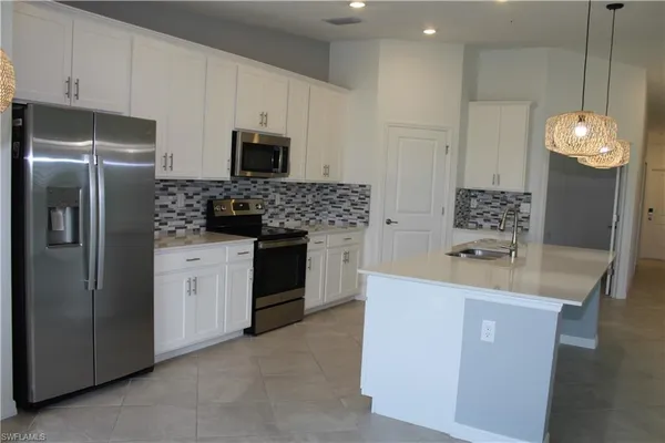 $2,295 | 5454 Double Eagle Circle, Unit 3323, Ave Maria, FL 34142