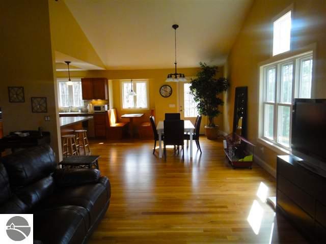 3450 Prouty Road Traverse City, MI 49686 - Photo 8 of 25 1734417-7.JPG