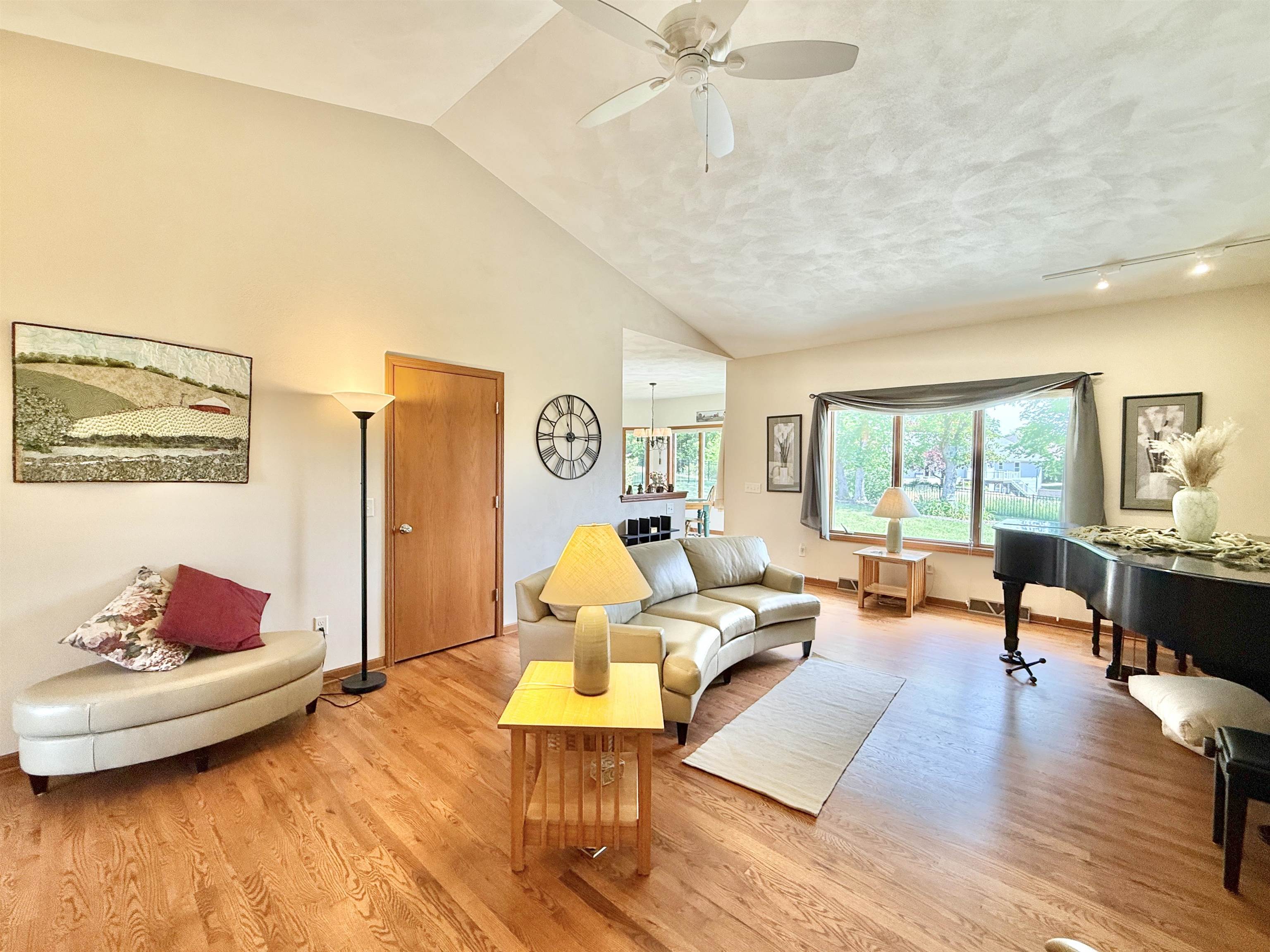 782 Waveland Road Janesville, WI 53548 - Photo 4 of 30
