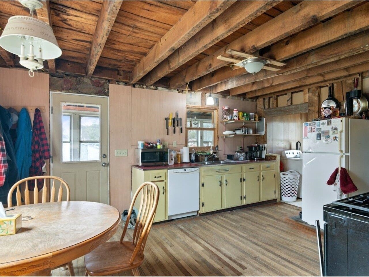 1360 South 116 Road Bristol, VT 05443 - Photo 6 of 45