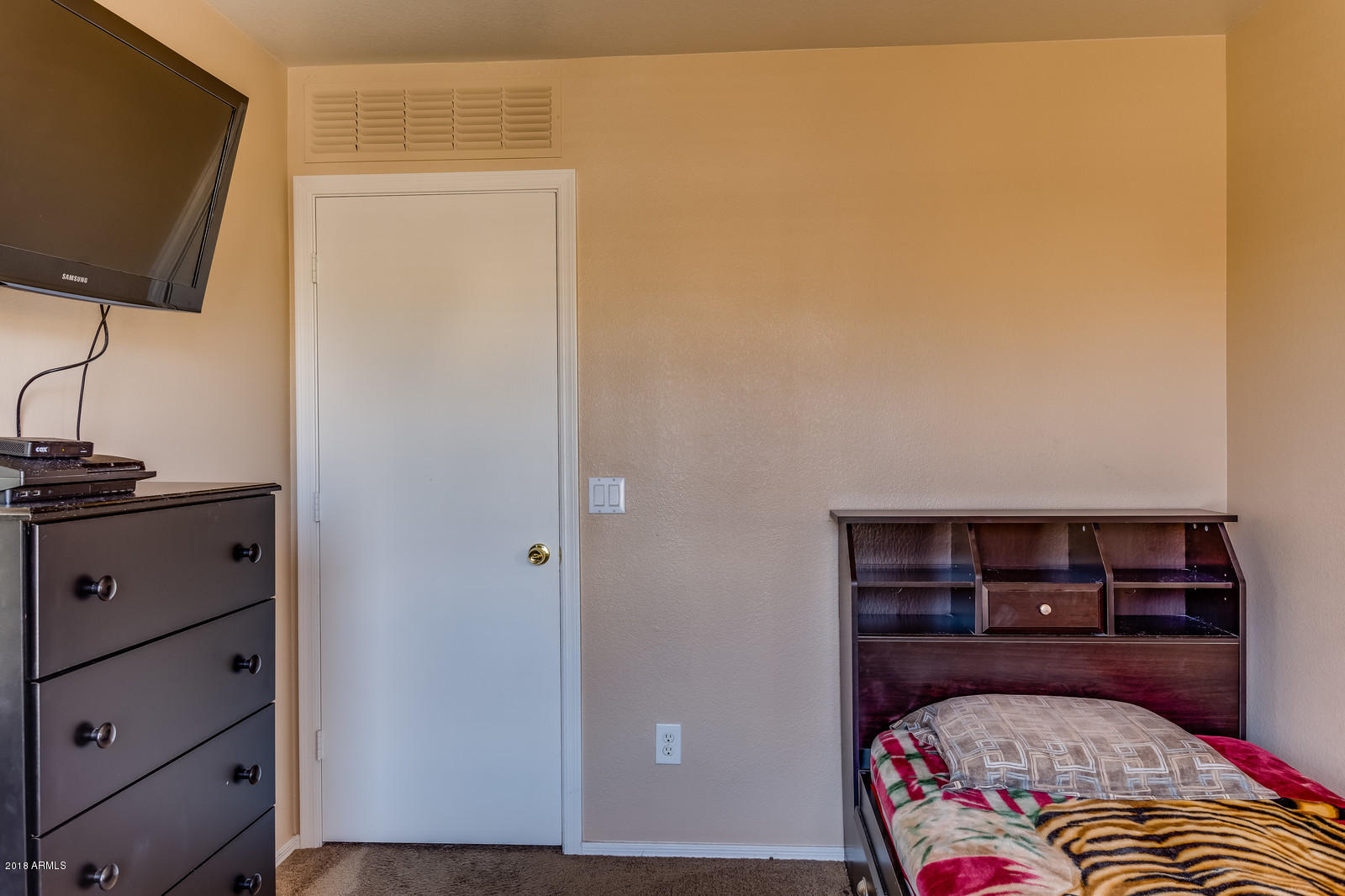 1435 East Romley Road Phoenix, AZ 85040 - Photo 26 of 28 ROMLEY 2 PIC 3rd Bedroom 4